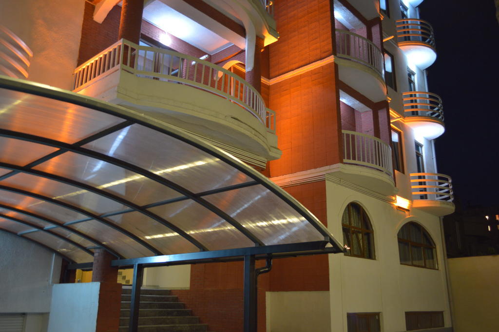 Hotel City 4*
