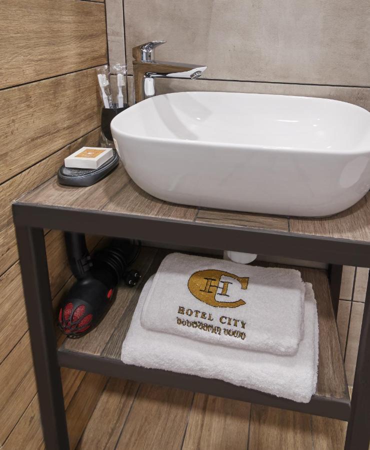 Hotel City Hotel